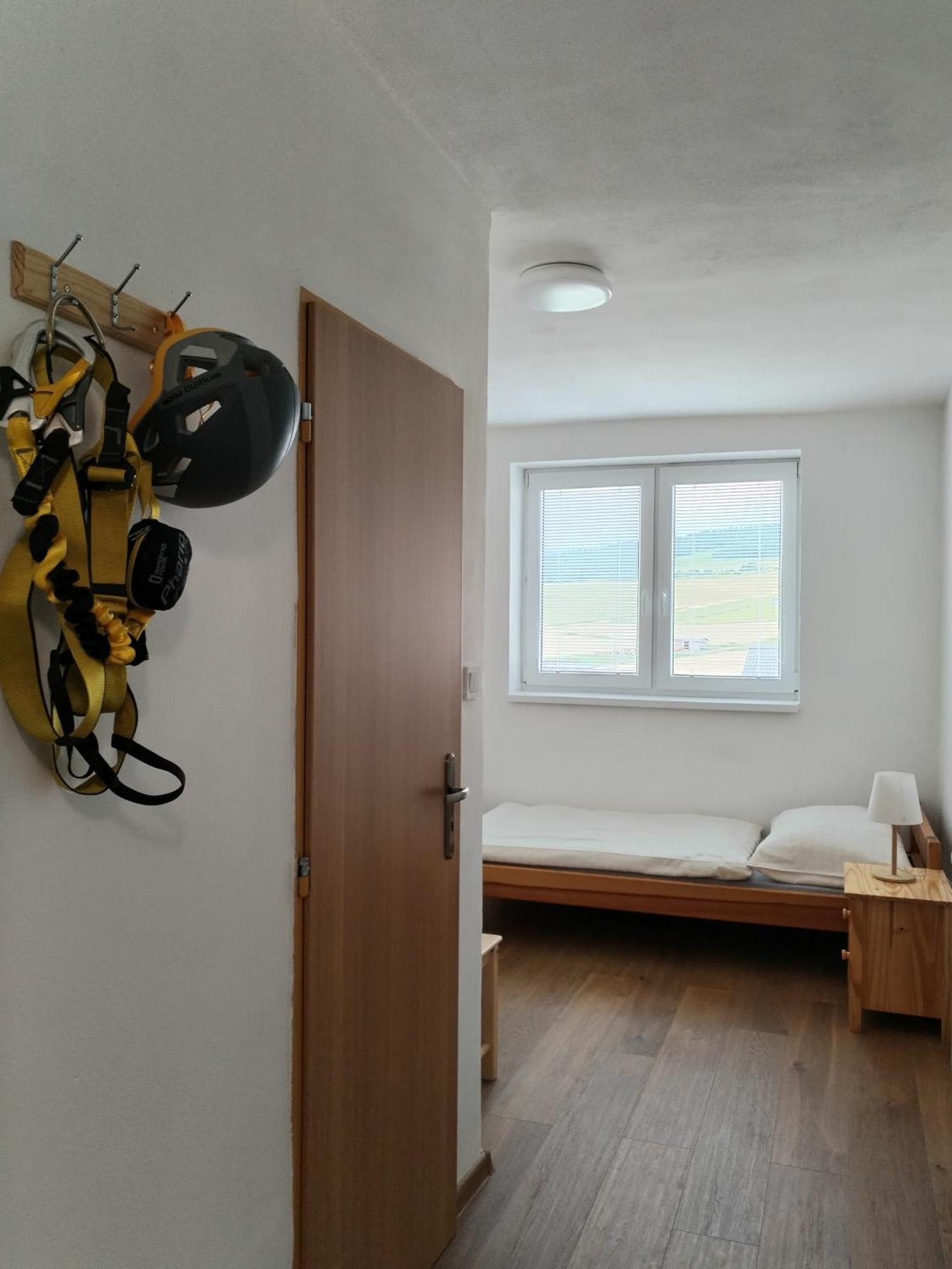 Turisticka Ubytovna Hornad Spisske Tomasovce ภายนอก รูปภาพ